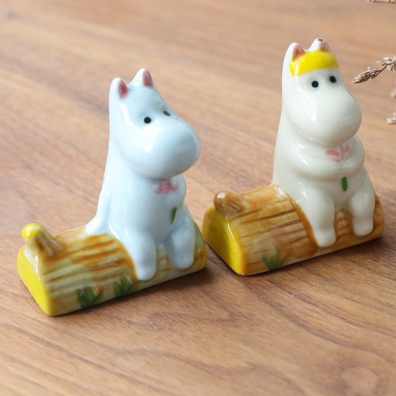 Adorables Figuras Decorativas  - Case With Pencil Holder reseña y precio
